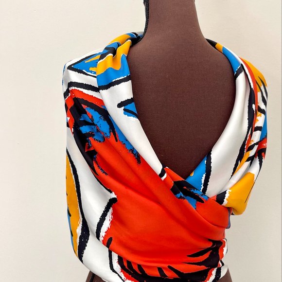 New Authentic Louis Vuitton Scarf Monogram Large Floral Silk Wrap - Picture 8 of 16